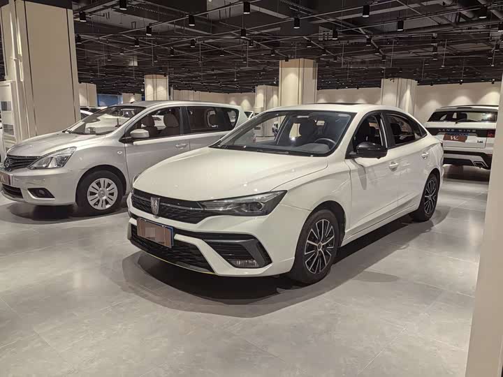 Фото 1 - Roewe i5