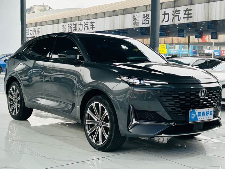 Фото 2 - Changan UNI-K