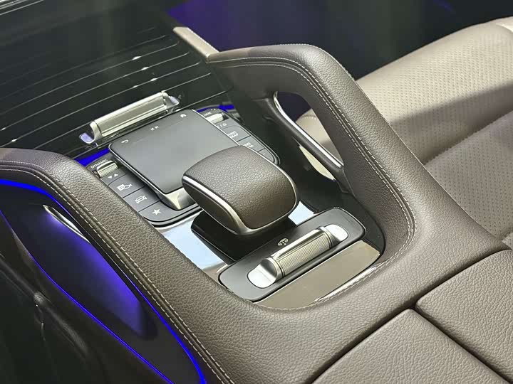 Фото 9 - Mercedes-Benz GLE-Class