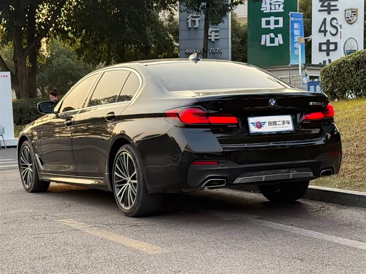 Фото 4 - BMW 5 Series