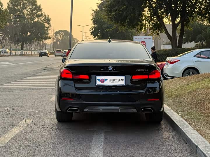 Фото 5 - BMW 5 Series