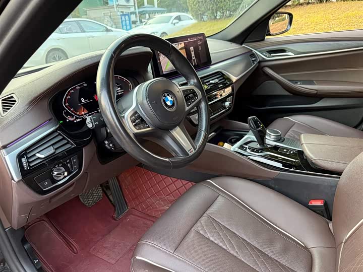 Фото 7 - BMW 5 Series