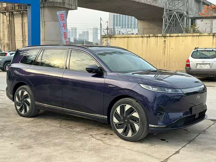 Фото 3 - Dongfeng Yipai eπ 008