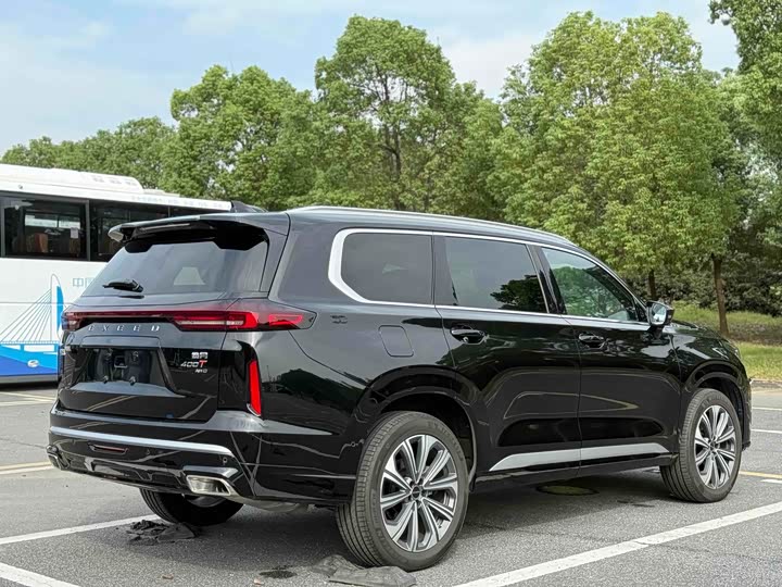 Фото 7 - Exeed VX