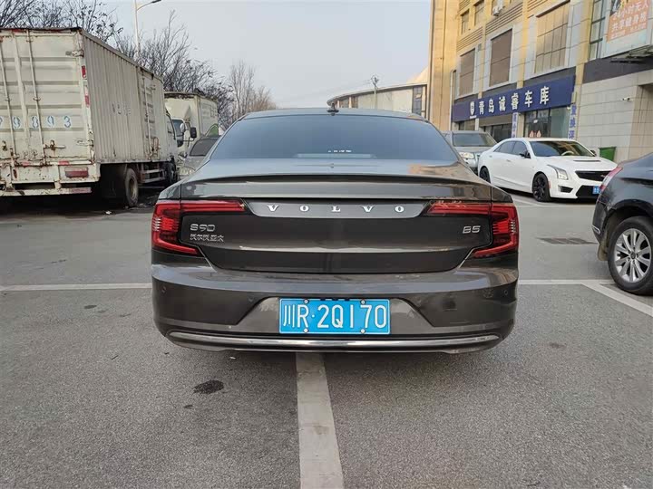 Фото 5 - Volvo S90