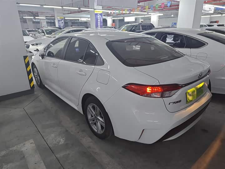 Фото 5 - Toyota Levin