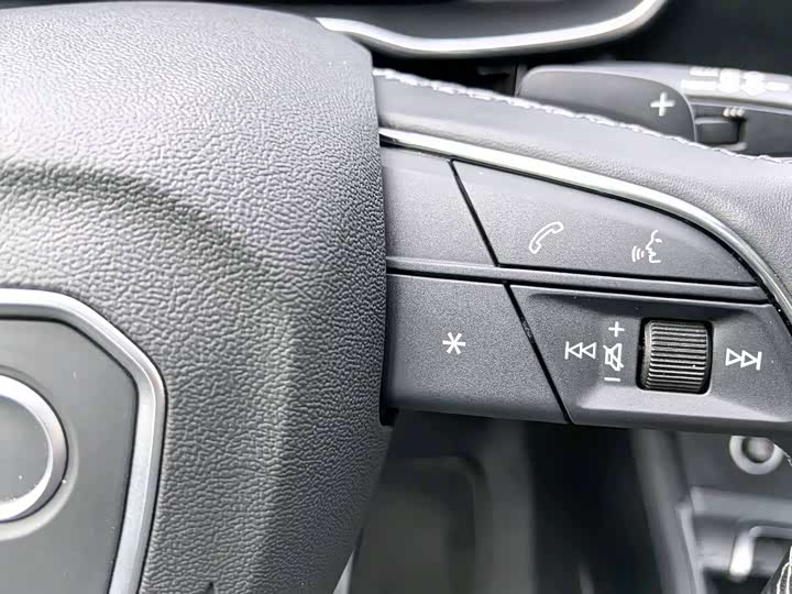 Фото 9 - Audi Q3