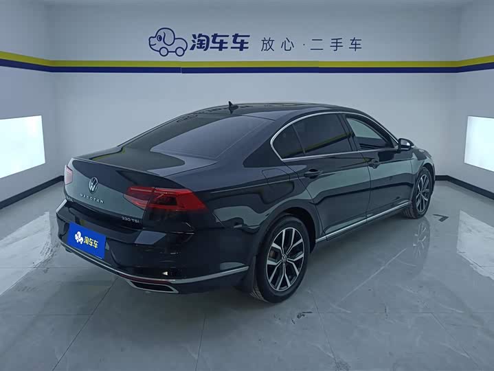 Фото 3 - Volkswagen Magotan