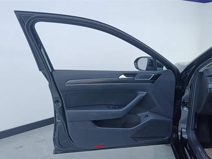 Фото 7 - Volkswagen Magotan