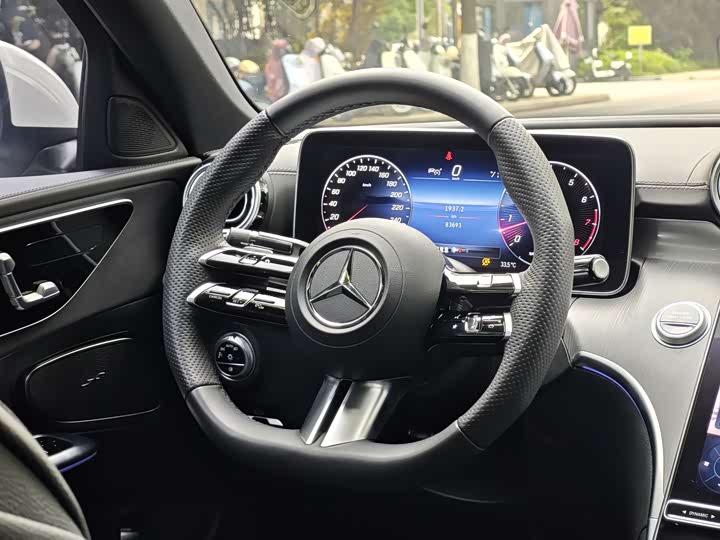 Фото 4 - Mercedes-Benz C-Class
