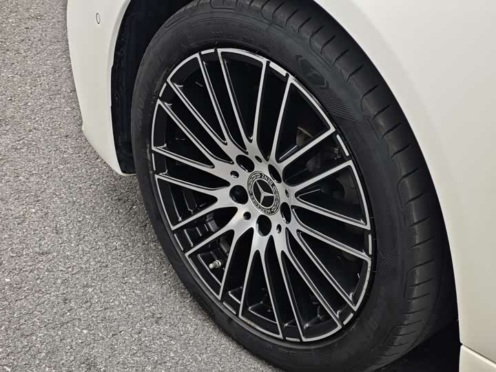 Фото 9 - Mercedes-Benz C-Class