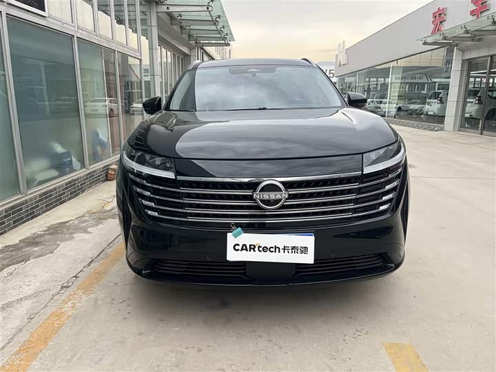 Фото 2 - Nissan Pathfinder