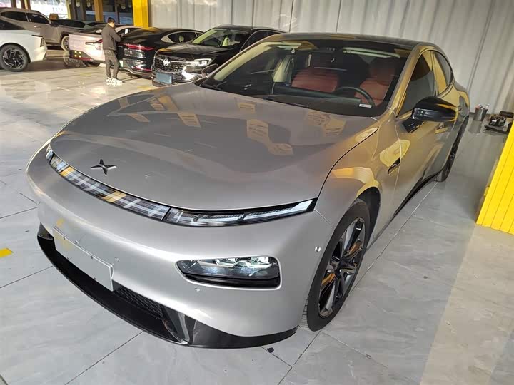 Фото 1 - XPeng P7