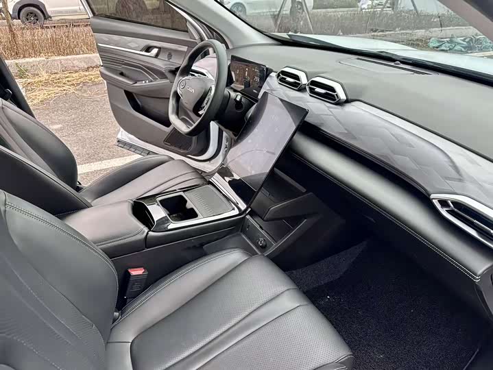 Фото 9 - Dongfeng Aeolus Sky EV01