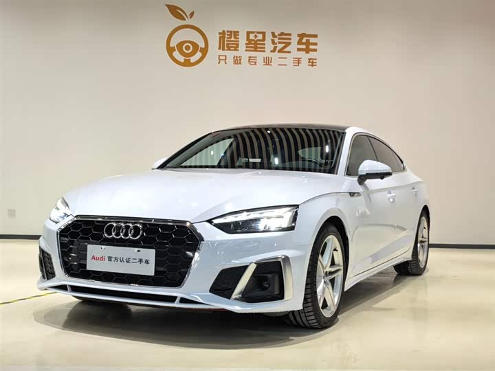 Фото 1 - Audi A5