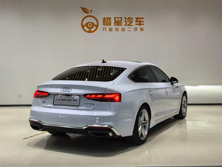 Фото 5 - Audi A5