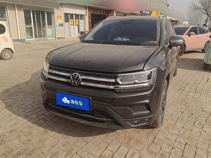 Фото 2 - Volkswagen Tharu