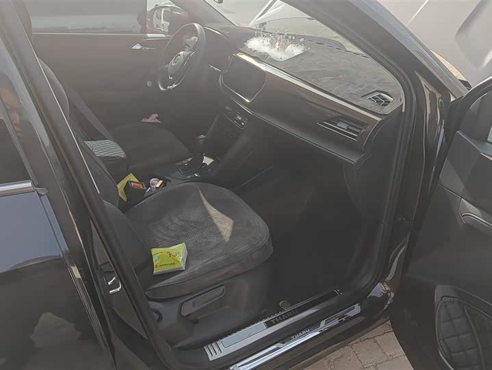 Фото 8 - Volkswagen Tharu