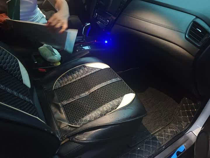 Фото 8 - Nissan X-Trail