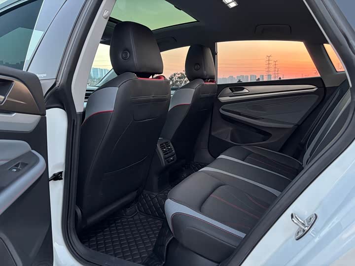 Фото 5 - Volkswagen Lamando L