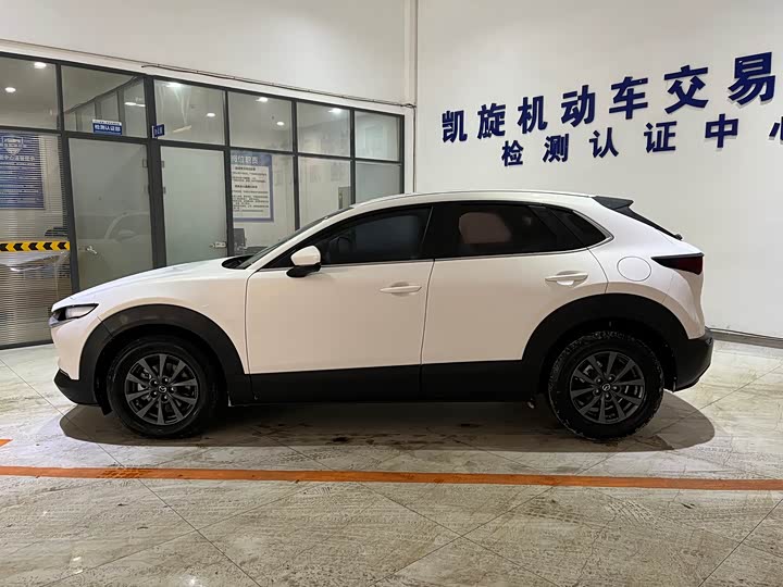 Фото 7 - Mazda CX-30