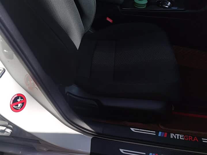 Фото 8 - Honda Integra