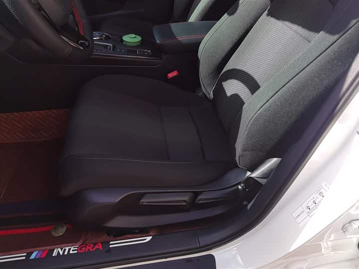 Фото 9 - Honda Integra