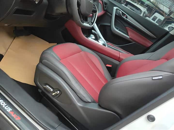 Фото 9 - Dongfeng Aeolus AX7