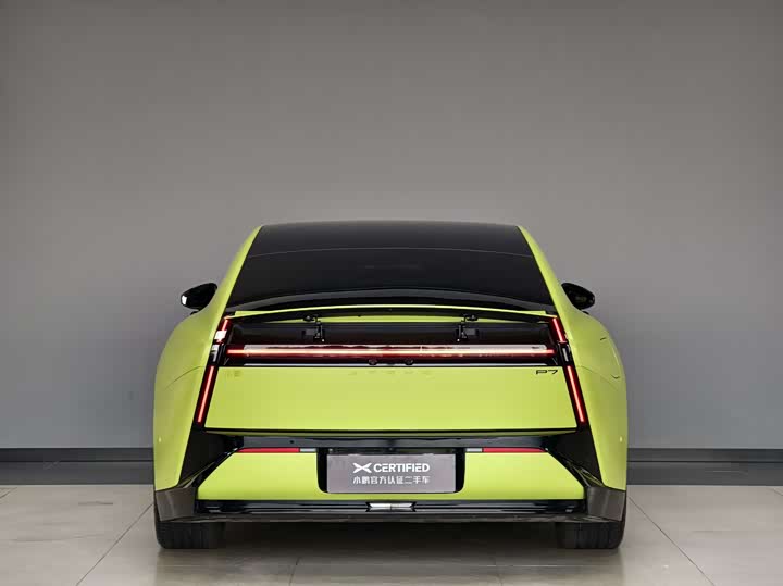 Фото 8 - XPeng P7