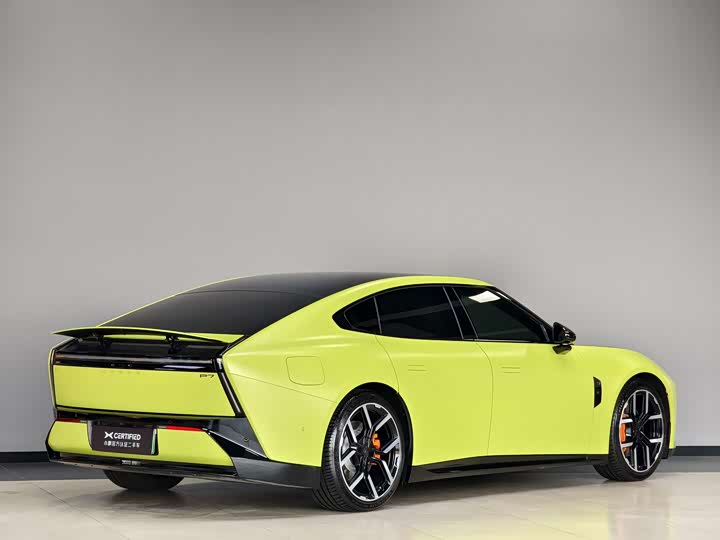 Фото 9 - XPeng P7