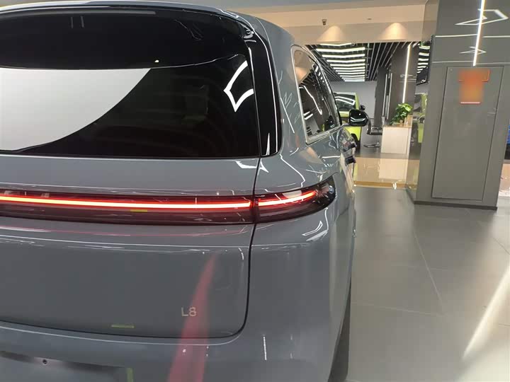 Фото 8 - LiXiang L8