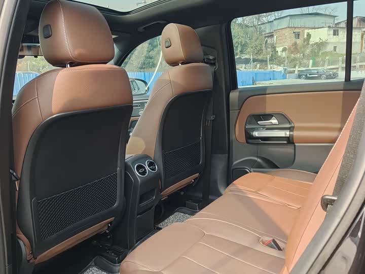 Фото 5 - Mercedes-Benz GLB-Class