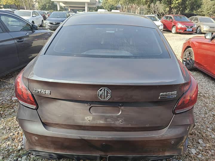 Фото 6 - MG Motor 5