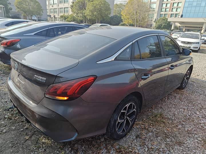 Фото 7 - MG Motor 5