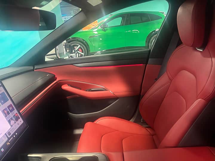 Фото 6 - Xiaomi SU7