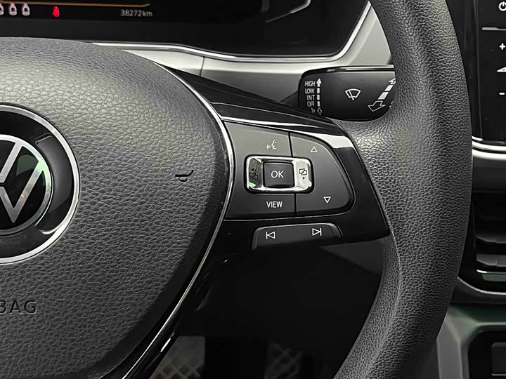 Фото 7 - Volkswagen T-Cross