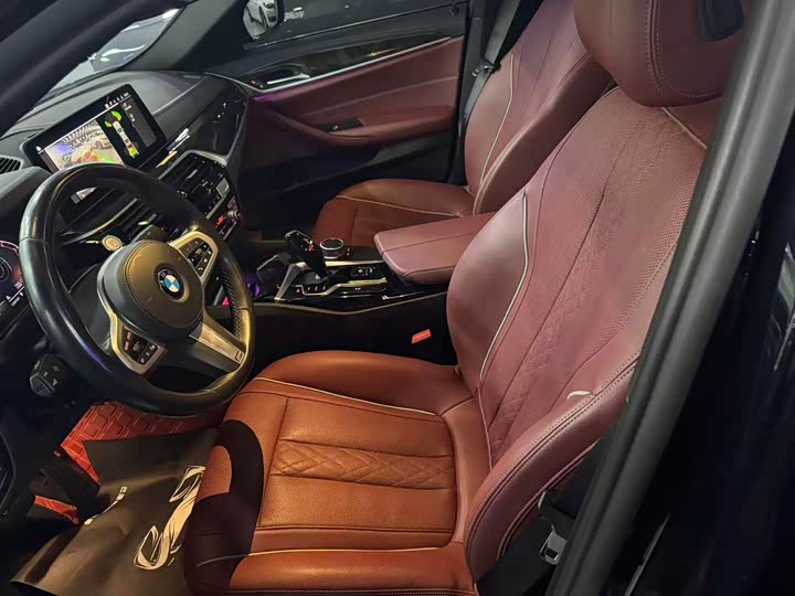 Фото 5 - BMW 5 Series