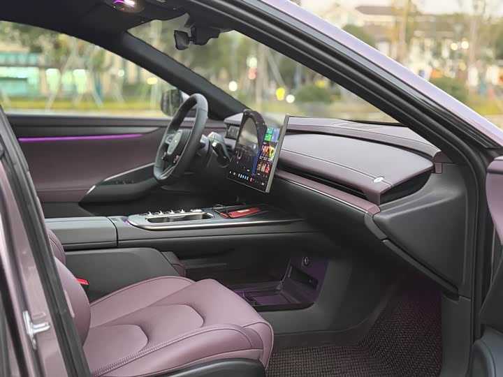 Фото 6 - Xiaomi SU7