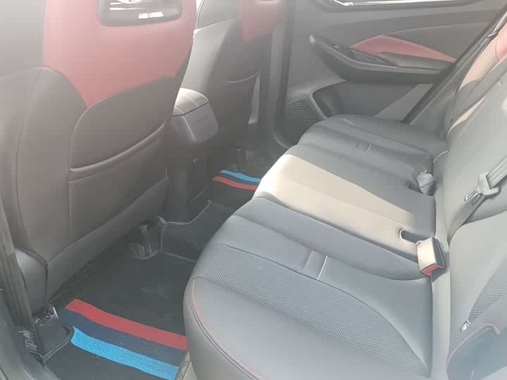 Фото 7 - Changan Oshan X5