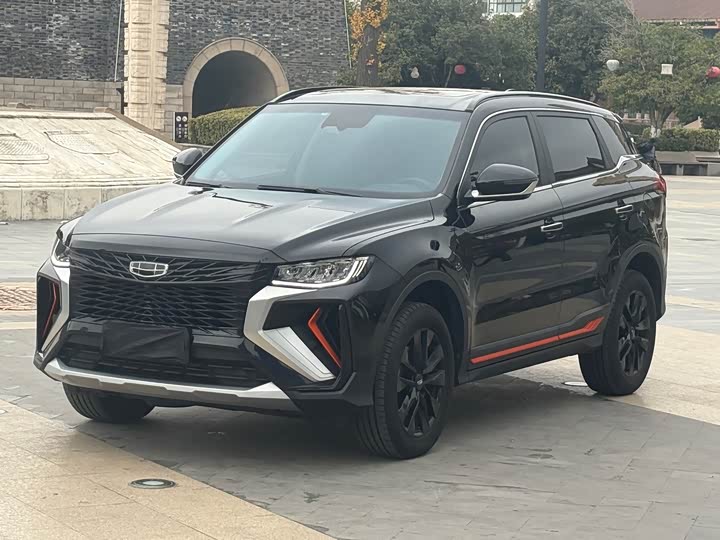 Фото 1 - Geely Atlas