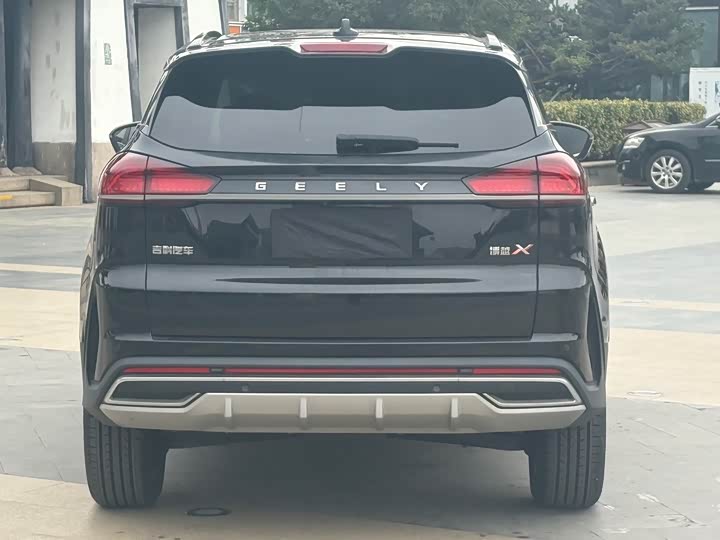 Фото 6 - Geely Atlas