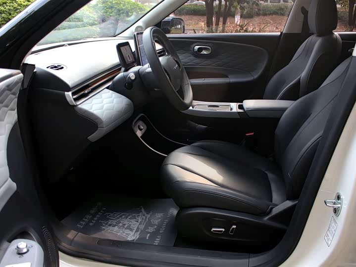 Фото 8 - Dongfeng Nammi 01