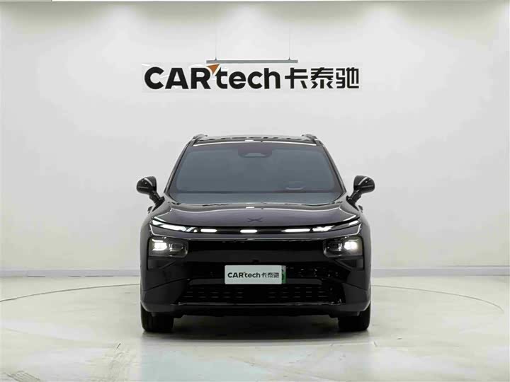 Фото 2 - XPeng G9