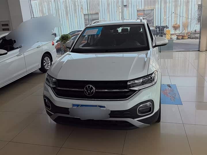 Фото 2 - Volkswagen Tacqua