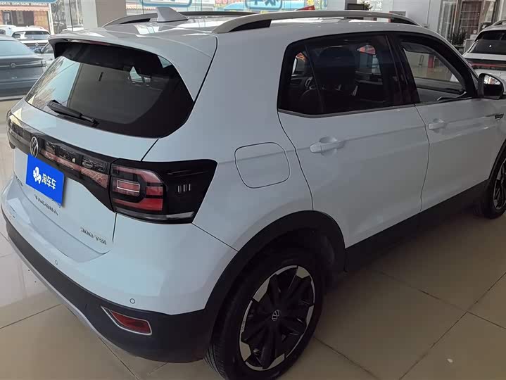 Фото 3 - Volkswagen Tacqua