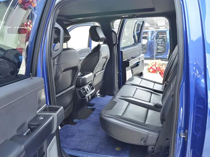 Фото 5 - Ford F-150 Raptor