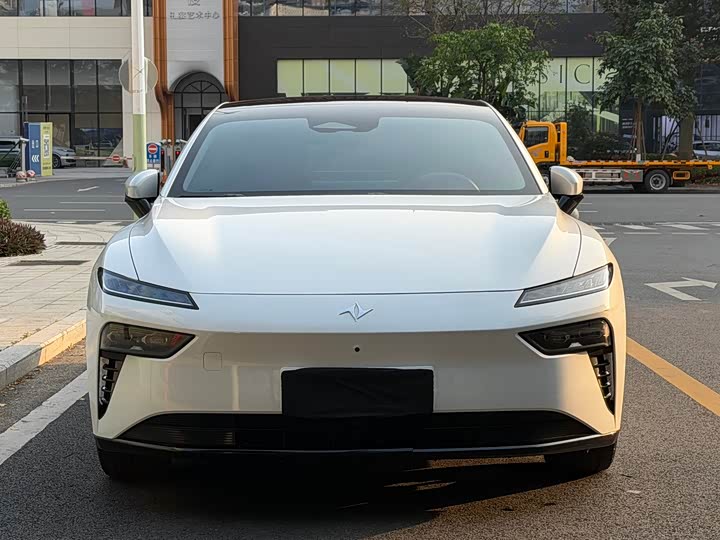 Фото 2 - Dongfeng Yipai eπ 007