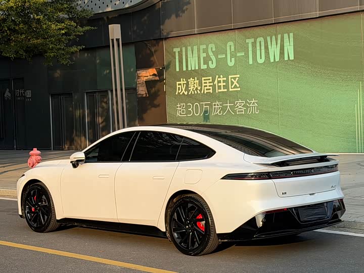 Фото 4 - Dongfeng Yipai eπ 007