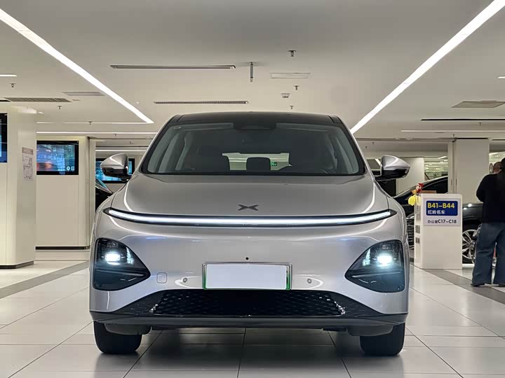 Фото 2 - XPeng G6