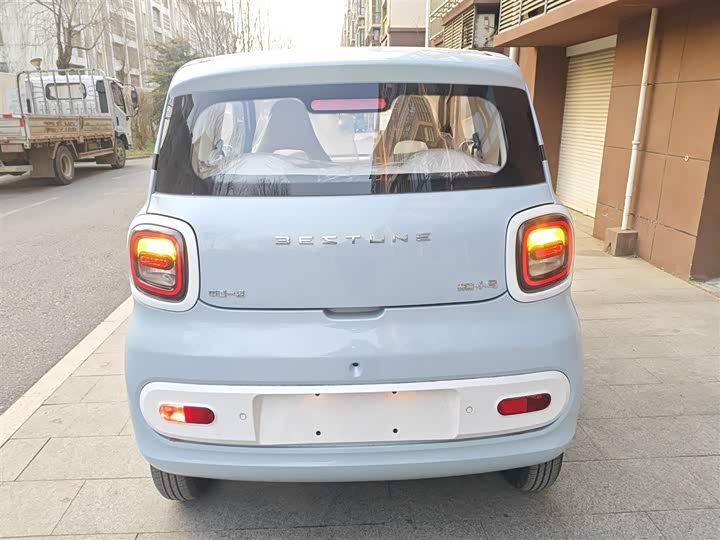 Фото 6 - Bestune Pony